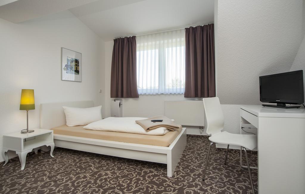 Pension Lok-Inn Walluf Номер фото
